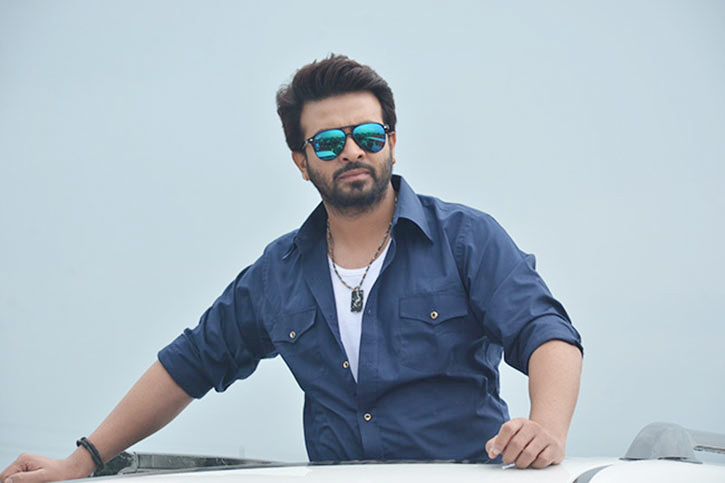 এবার ‘আগুন’ নিয়ে খেলা করবেন শাকিব খান
