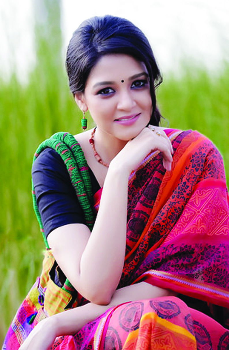 এ বছরই নতুন ছবিতে ফারজানা
