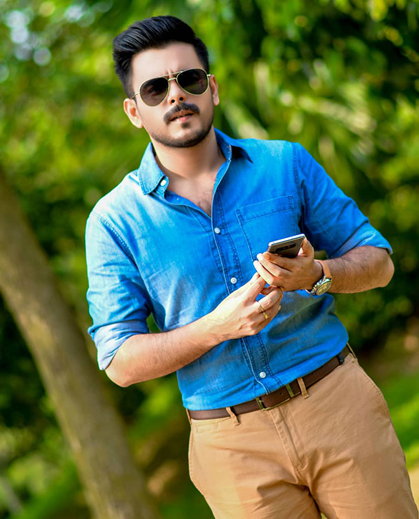ভিন্ন এক সিয়াম
