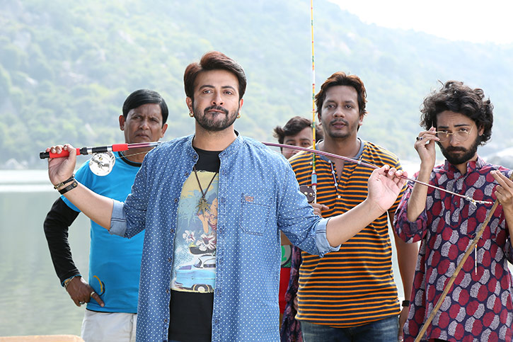 দুই বছর পর বলাকায় শাকিব খান