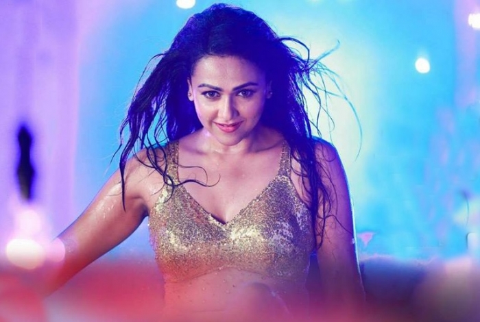 এবার কলকাতার ছবিতে আইরিন