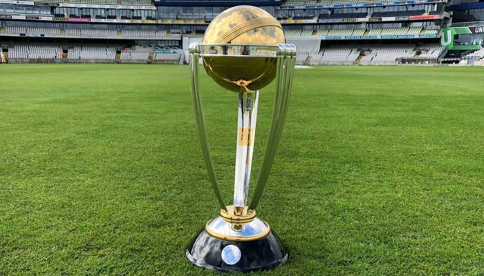 এগার বিশ্বকাপে প্রথম বল করা এগার বোলার
