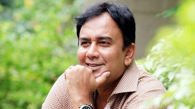 নিজের ইচ্ছে থাকা সত্ত্বেও বিয়ে করতে পারছেন না জাহিদ হাসান