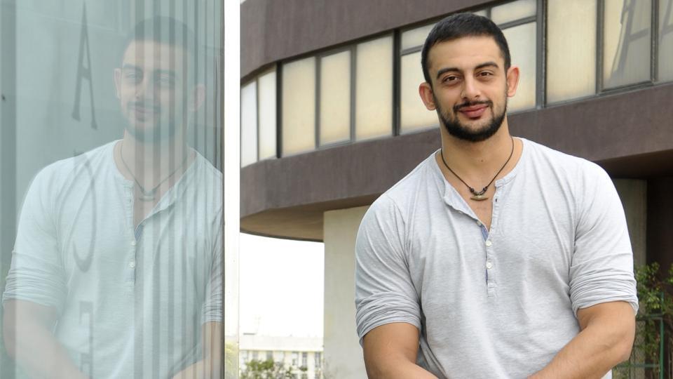 বিয়ের ২ বছর পরই সংসারে আগুন!