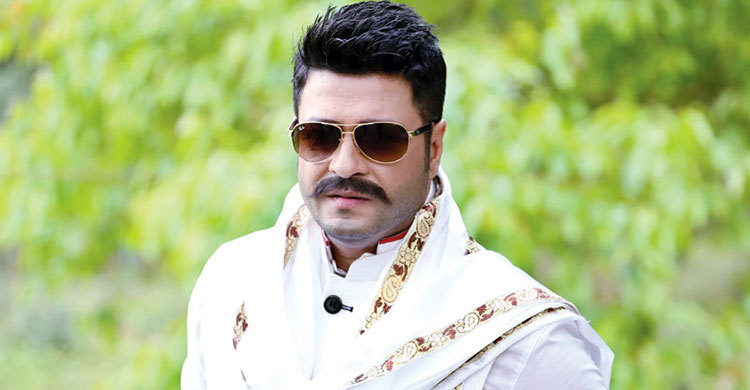 পশ্চিমবঙ্গে নায়ক ফেরদৌস বিজেপির তোপের মুখে 