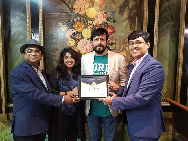 আজীবন সম্মাননা পেলেন সানি, মৌসুমী