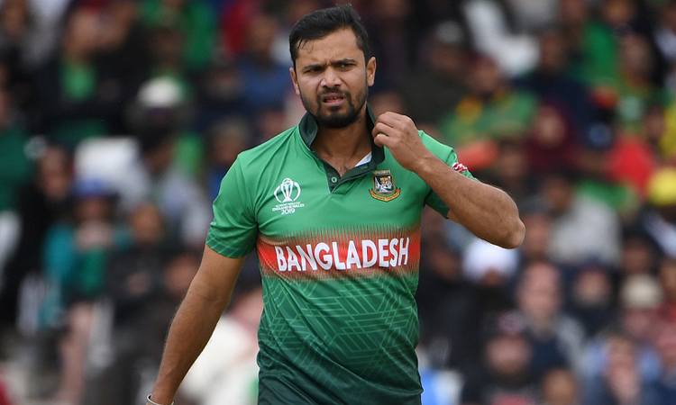 আমি এখনই অবসর নিচ্ছি না : মাশরাফি