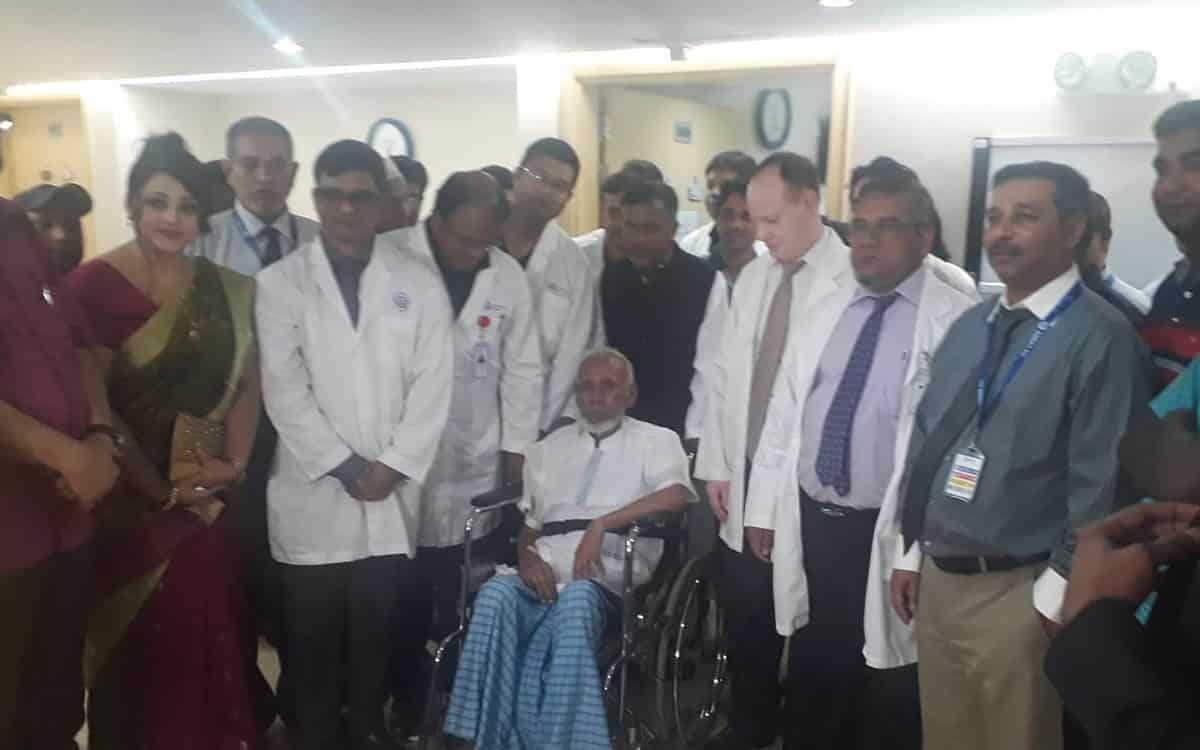 এ টি এম শামসুজ্জামানের হাসপাতাল বদল