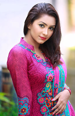 অপেক্ষায় প্রসূন আজাদ