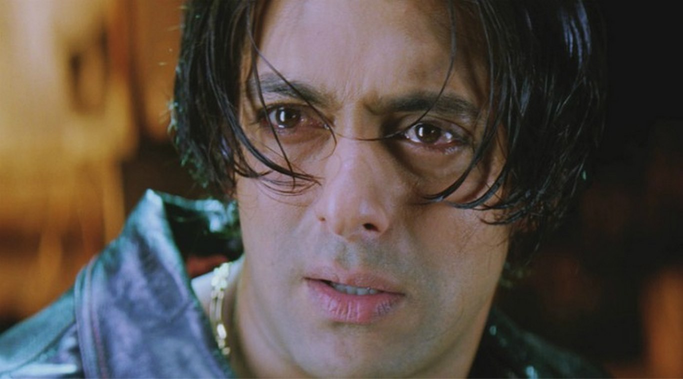 ১৬ বছর পর ফের ‘তেরে নাম’!