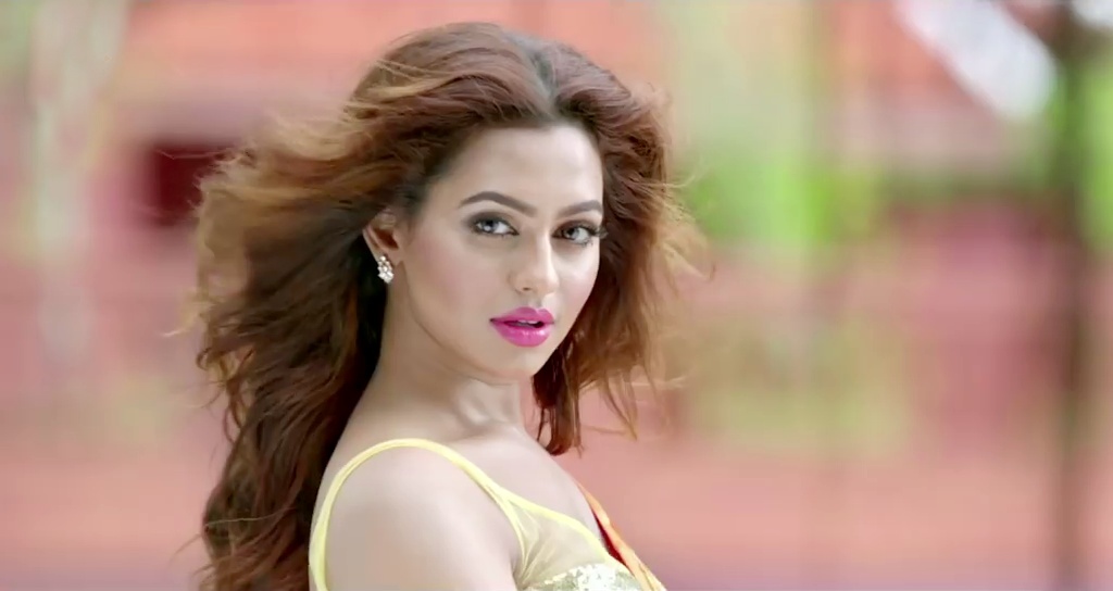 বাপ্পির প্রশংসায় নুসরাত 