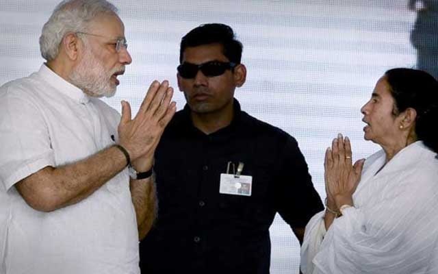 মোদীকে এবার ‘কাঁকর মেশানো’ রসগোল্লা পাঠাবেন মমতা