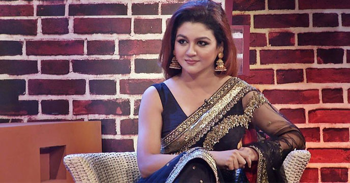 আজ কলকাতায় জয়ার ‘কন্ঠ’
