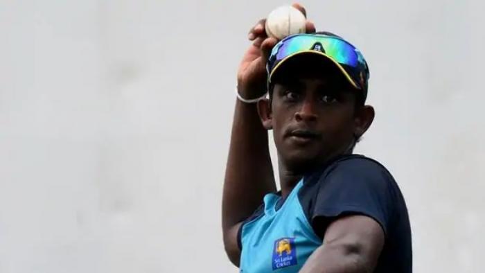ক্রিকেটকে বিদায় বলে দিলেন অজন্তা মেন্ডিস