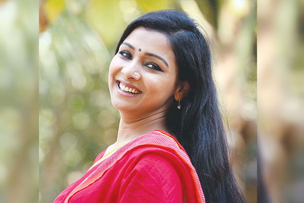 বেতারে অভিষেক হচ্ছে অভিনেত্রী রুনা খানের