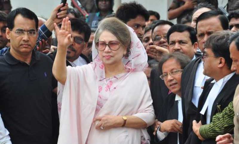 দুই মামলায় ছয় মাসের জামিন পেলেন খালেদা জিয়া