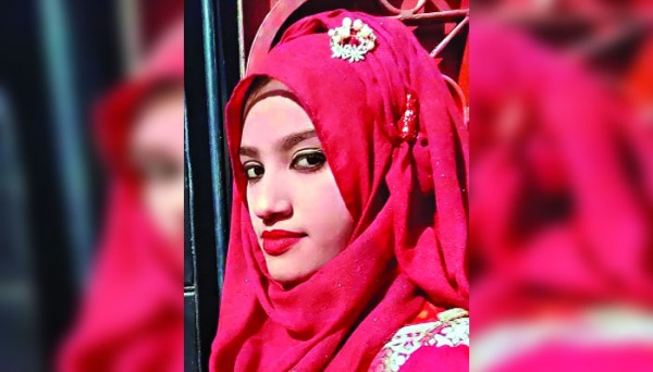 নুসরাতের গায়ে কেরোসিন ছিটাতে ব্যবহৃত গ্লাস উদ্ধার