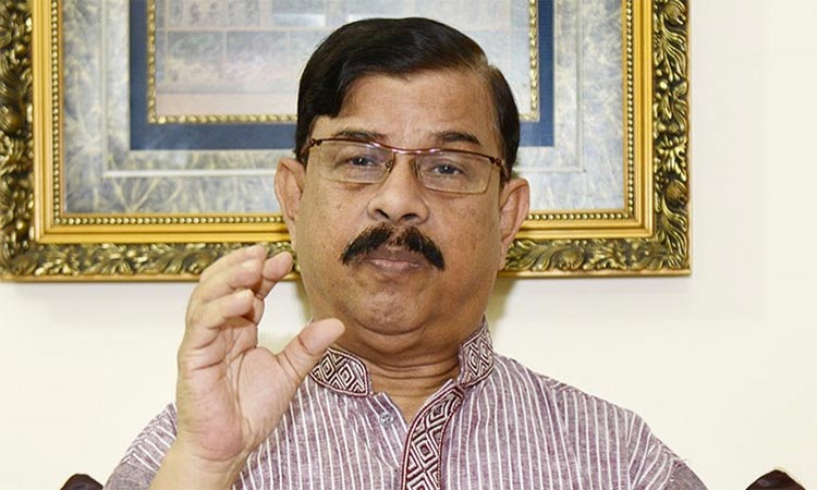 নির্দোষ ব্যক্তিদের ফাঁসানো হয় বলে মানুষ এগিয়ে আসে না : মান্না