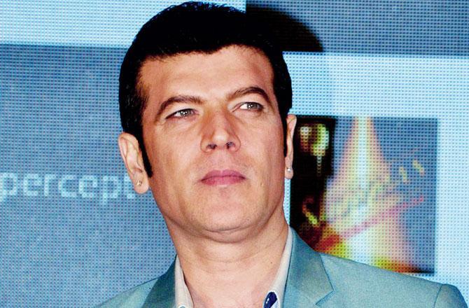 অভিনেতার বিরুদ্ধে এফআইয়ার দায়ের