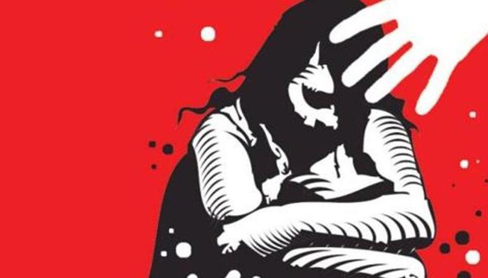 রাজশাহীতে কিশোরীকে ধর্ষণ চেষ্টায়, স্বামীকে পুলিশে দিলেন স্ত্রী
