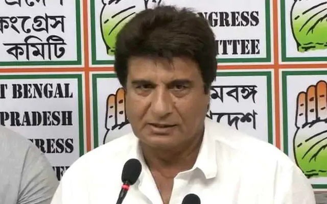 কংগ্রেসের ভরাডুবি: পদত্যাগ করছেন রাজ বাব্বর
