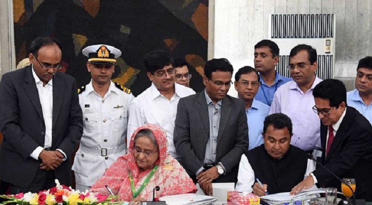 বাজেট দিতে হাসপাতাল থেকেই সংসদে গেলেন অসুস্থ অর্থমন্ত্রী