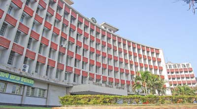 চট্টগ্রামে অনুমোদন ছাড়া ভবন নির্মাণের দায়ে মালিকের বিরুদ্ধে পরোয়ানা