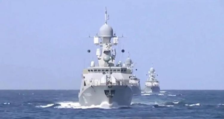 কৃষ্ণ সাগর অভিমুখে রাশিয়ার ৬ যুদ্ধজাহাজ