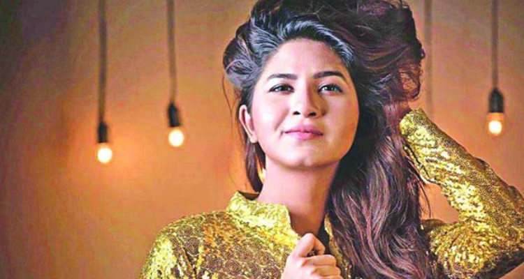 স্পর্শিয়ার কমেডি সিরিজ 'আইজ্যাক লিটন'
