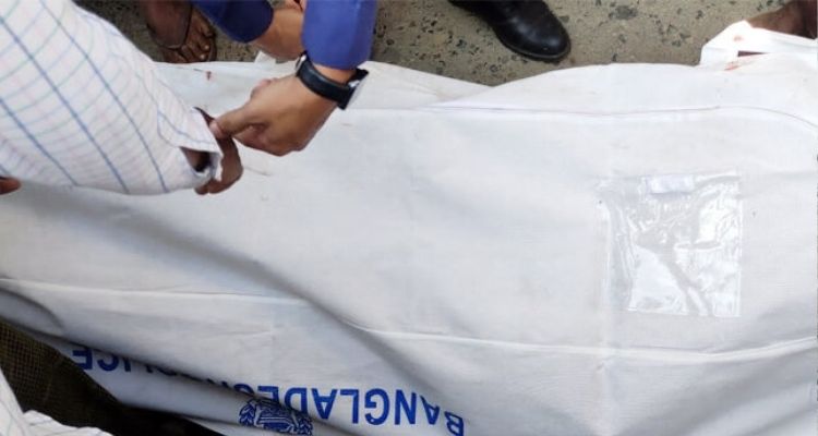  বান্দরবানে একই পরিবারের ৫ জনকে কুপিয়ে হত্যা 