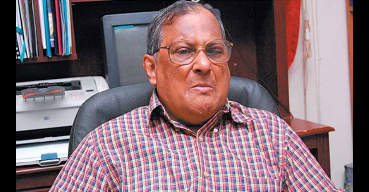 আকবর আলির দাফন বুদ্ধিজীবী কবরস্থানে