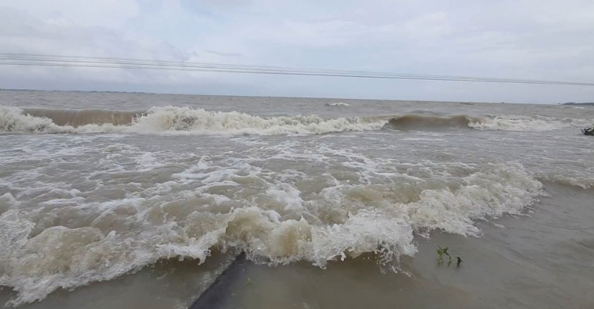 লঘুচাপে ফের বাড়বে বৃষ্টিপাত