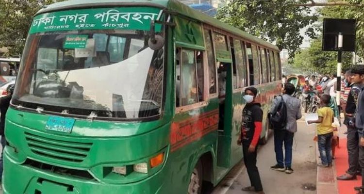 ঢাবির ছাত্রকে মারধর ও মেরে ফেলার হুমকি