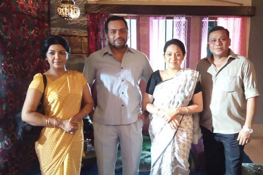 শোকাবহ ১৫ আগস্ট: নাটক ‘মৃতের আত্মহত্যা’