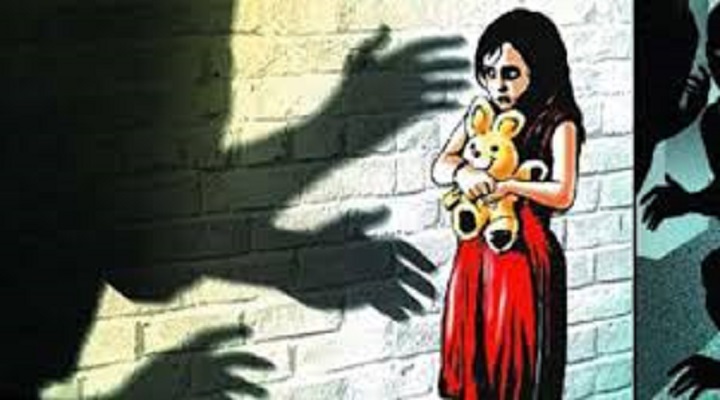 বাংলাদেশে এবার তৃতীয় শ্রেণীর স্কুল ছাত্রীকে ধর্ষণ!