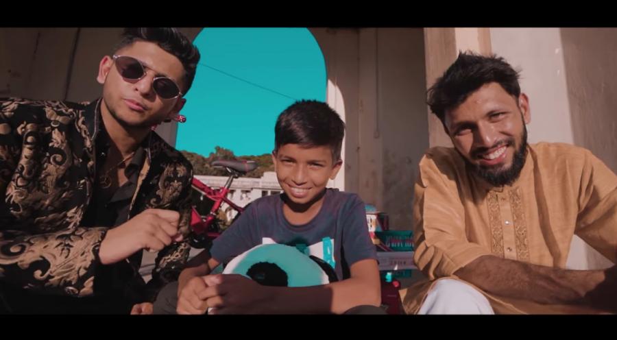 ‘গাল্লিবয়’ রানার পাশে ইউটিউবার তৌহিদ আফ্রিদি