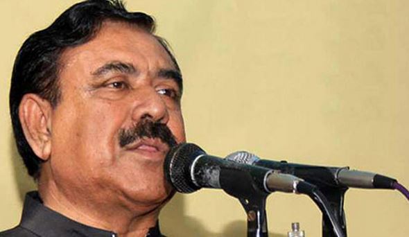 গণপরিবহন চালকদের ‘সাবধানে গাড়ি চালানোর’ শপথ করালেন শাজাহান খান