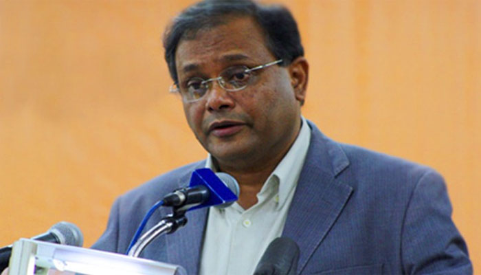 বিএসএমএমইউতে পাওয়া বোমার সাথে বিএনপির সংযোগ আছে কিনা দেখা প্রয়োজন : হাছান মাহমুদ