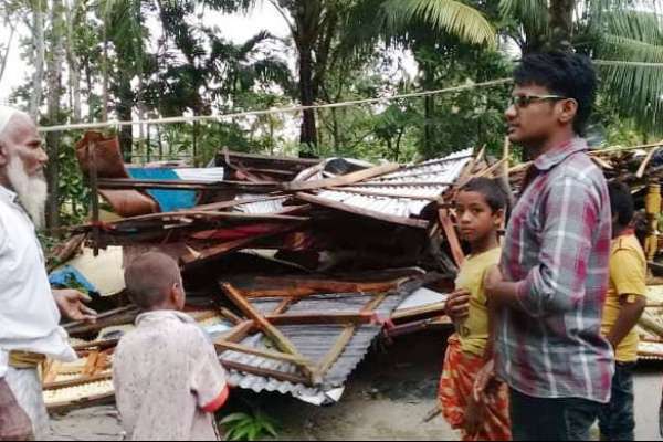 ঘূর্ণিঝড় ফণী: ঝড়ো হাওয়ায় সারাদেশে নিহত ৭, বিধ্বস্ত সহস্রাধিক ঘর