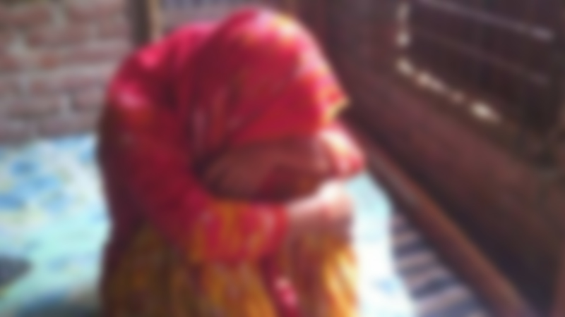 কুমিল্লায় এক সন্তানের জননীকে ধর্ষণ, উলঙ্গ অবস্থায় পলালো যুবক