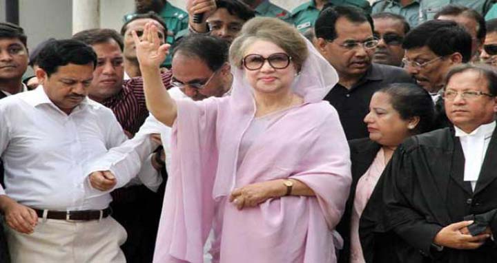আদালত স্থানান্তর নিয়ে খালেদার রিটের শুনানি