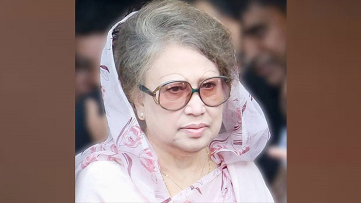 স্বজনদের নিয়ে ঈদের খাবার খেলেন খালেদা