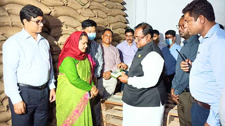 ভারত গম রপ্তানি বন্ধ করলেও কোনো প্রভাব পড়বে না: খাদ্যমন্ত্রী