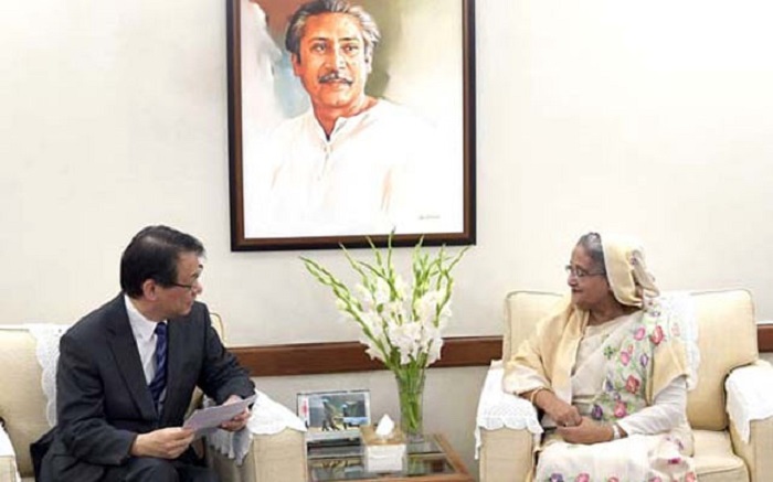 প্রধানমন্ত্রীর সঙ্গে জাপানী রাষ্ট্রদূতের সৌজন্য সাক্ষাৎ