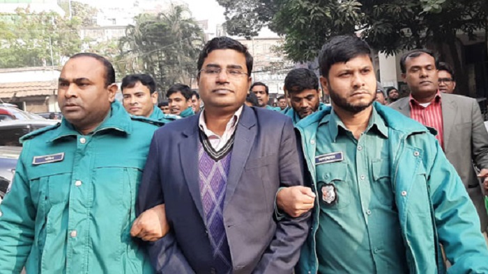 ঢাকসুতে হামলাঃ গ্রেফতার তিন আসামির  তিন দিনের রিমান্ড