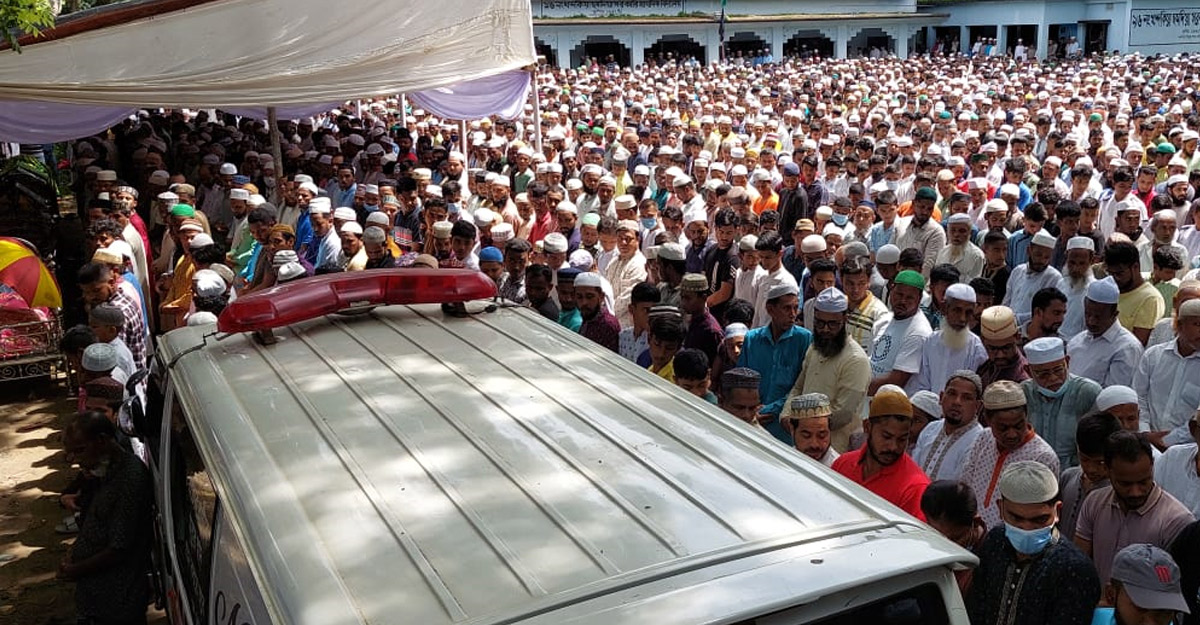 একসঙ্গে মৃত্যু একসঙ্গে জানাজা
