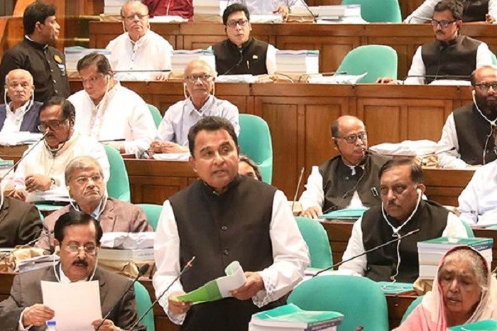 শীর্ষ ৩০০ ঋণ খেলাপির তালিকা সংসদে
