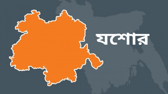 যশোরে ২৫ পরিবারের চলাচলের রাস্তা না রেখে টার্মিনাল নির্মাণ
