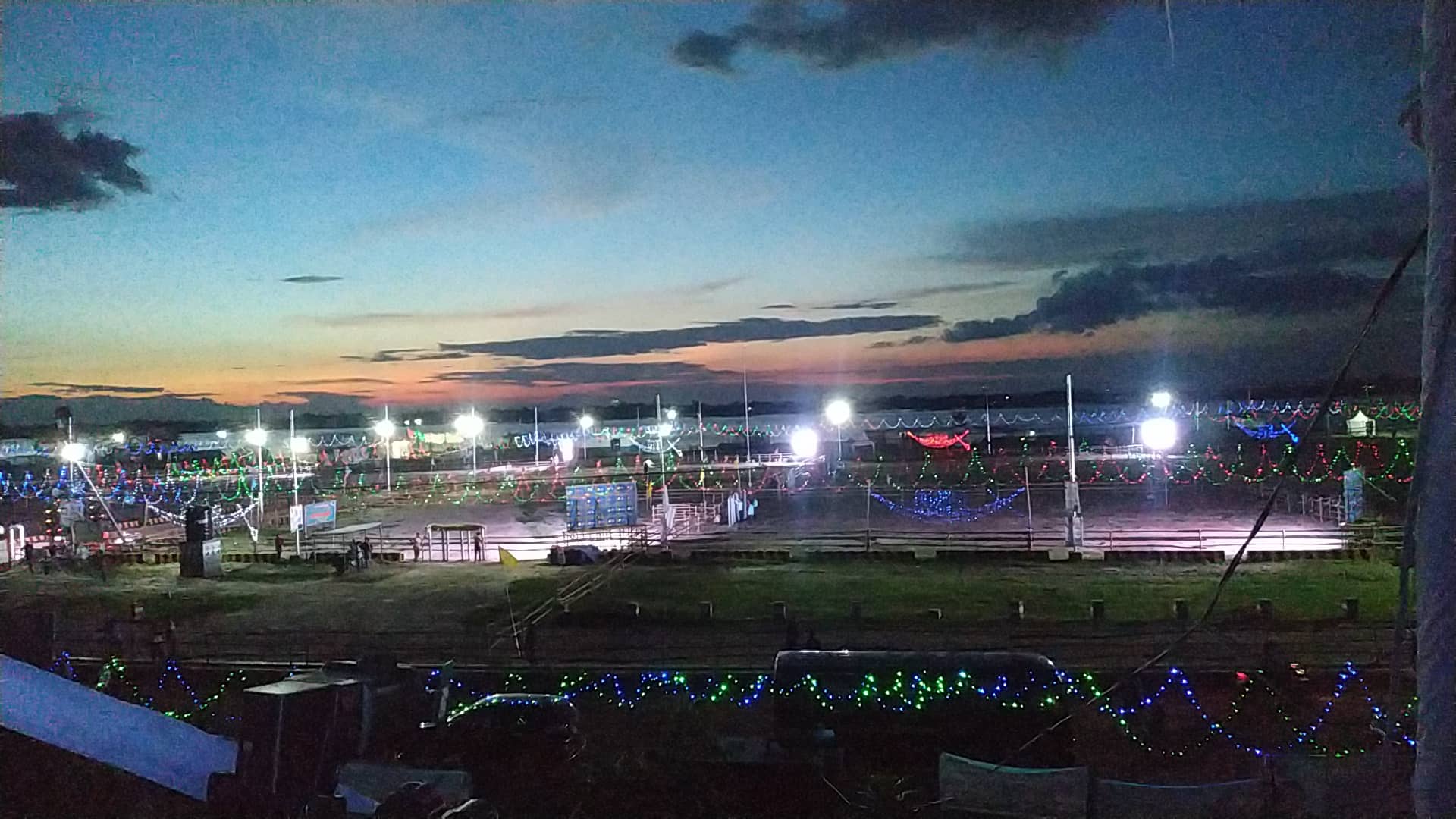 আর মাত্র কয়েক ঘণ্টার অপেক্ষা