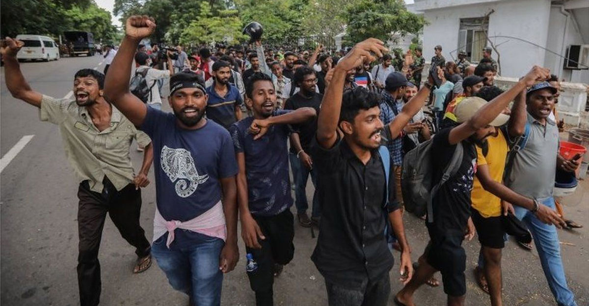 সংকটে জর্জরিত শ্রীলঙ্কায় নতুন প্রেসিডেন্ট নির্বাচন আজ
